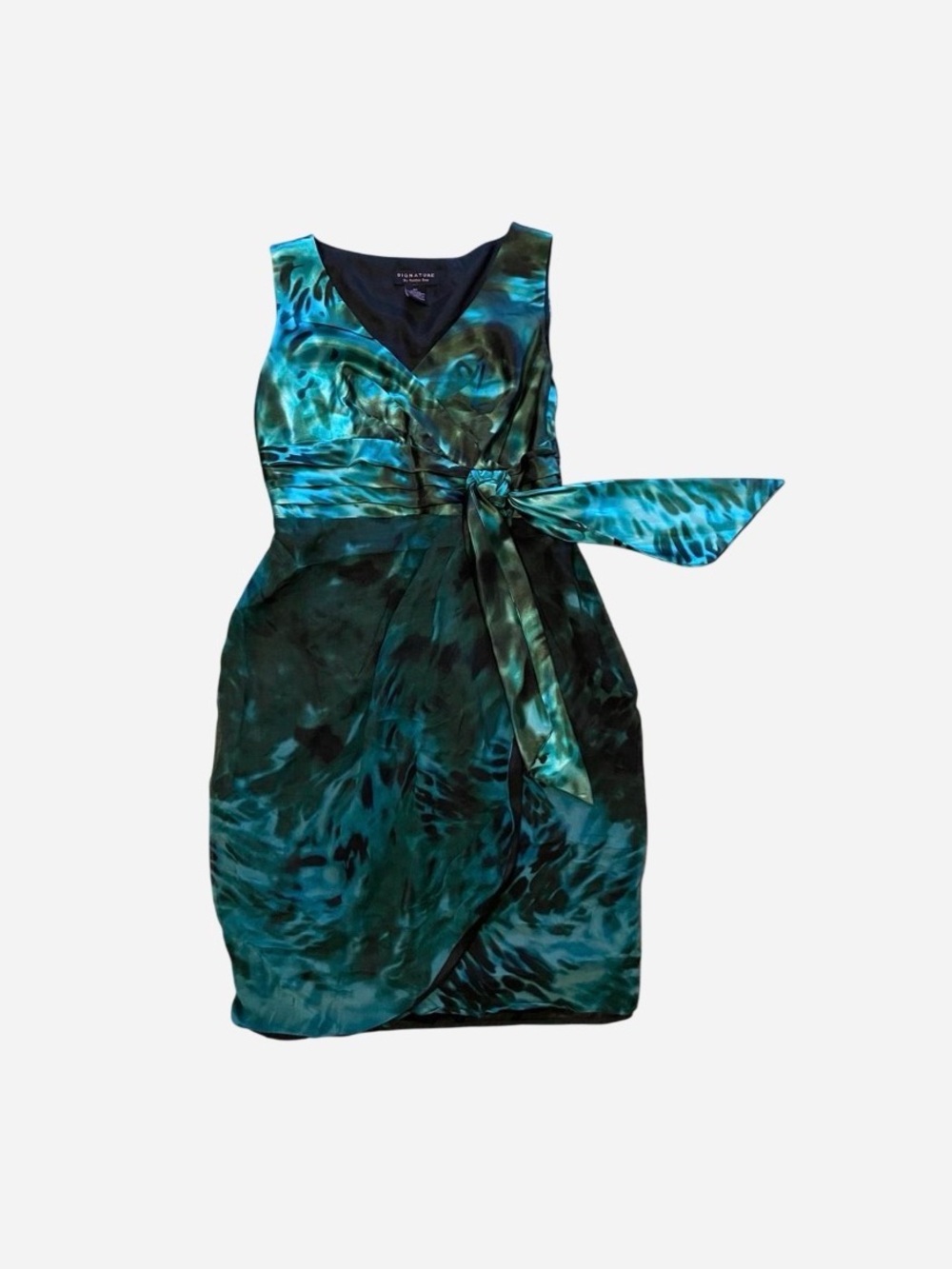 signature by robbie lee - vintage SILK cocktail dress with beautiful pattern